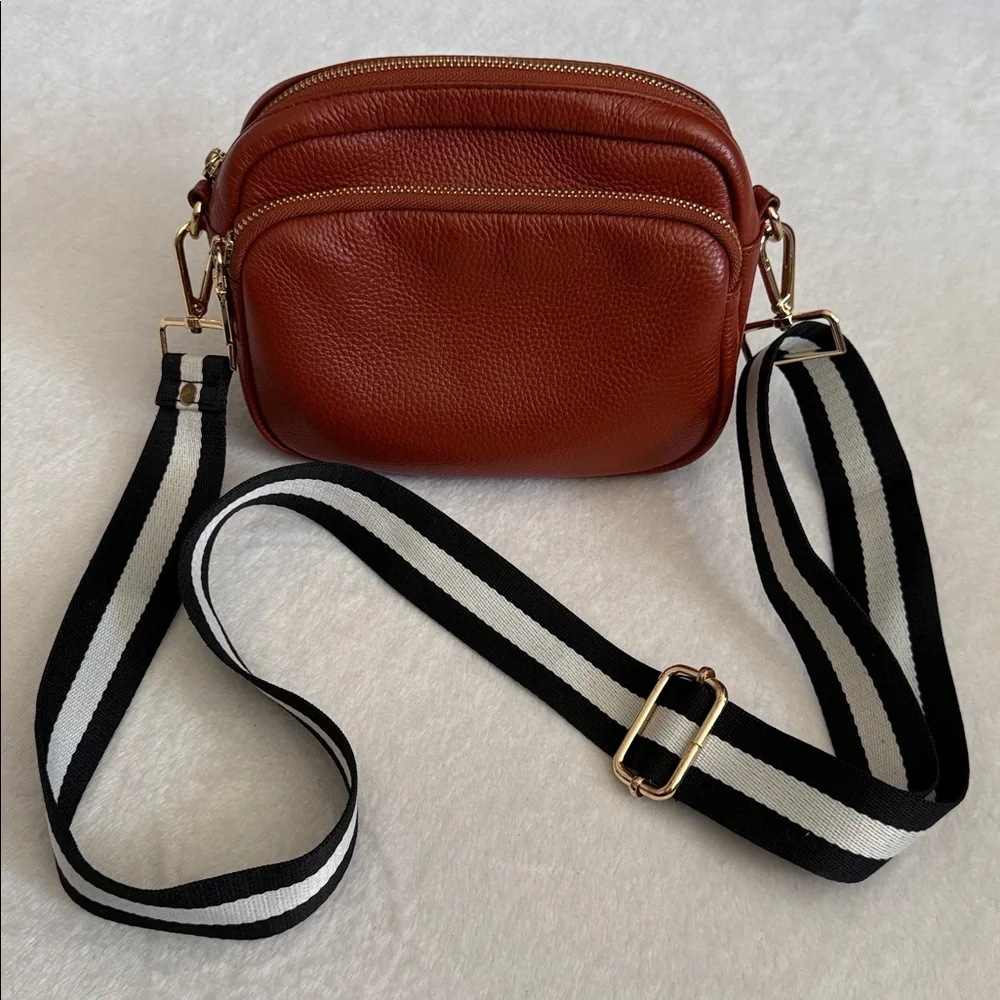 Pom Pom London | Mayfair Pebbled Leather Crossbody Bag B&W Stripe Strap Brown - Picture 15 of 15